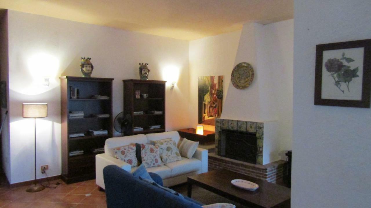 Casa Il Faro Villa Con Piscina 卡斯泰尔莫拉 客房 照片